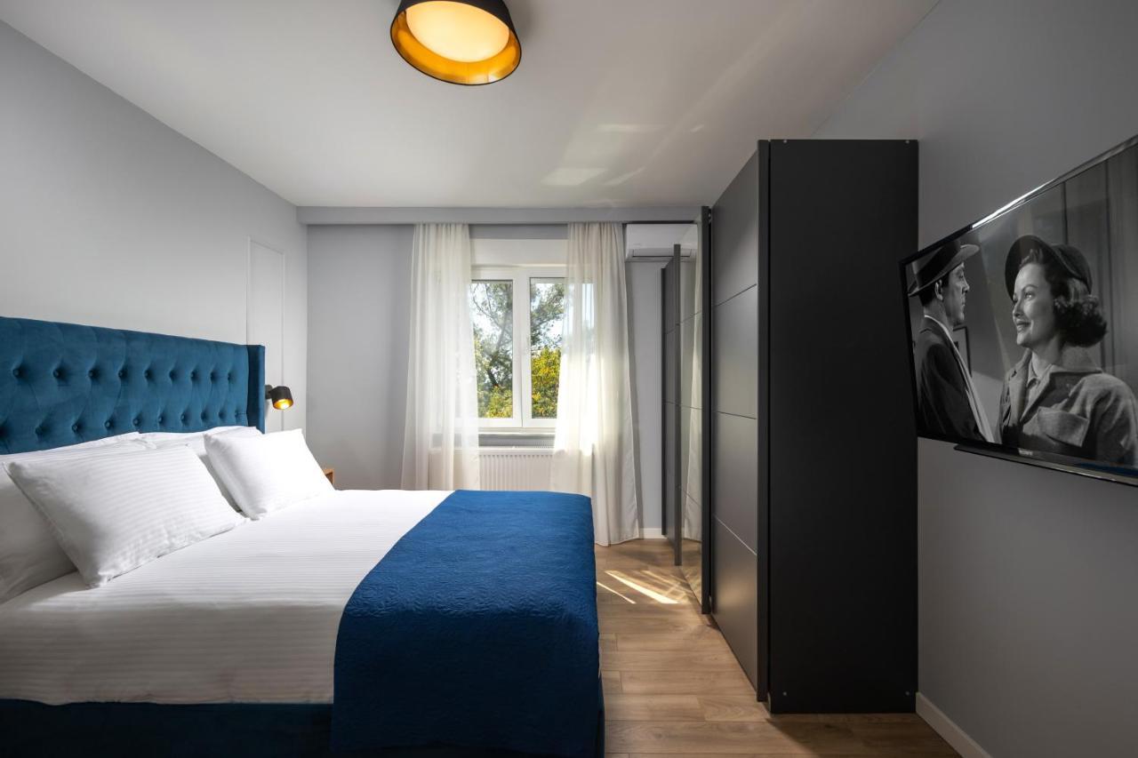 Apartment Blue Allure *